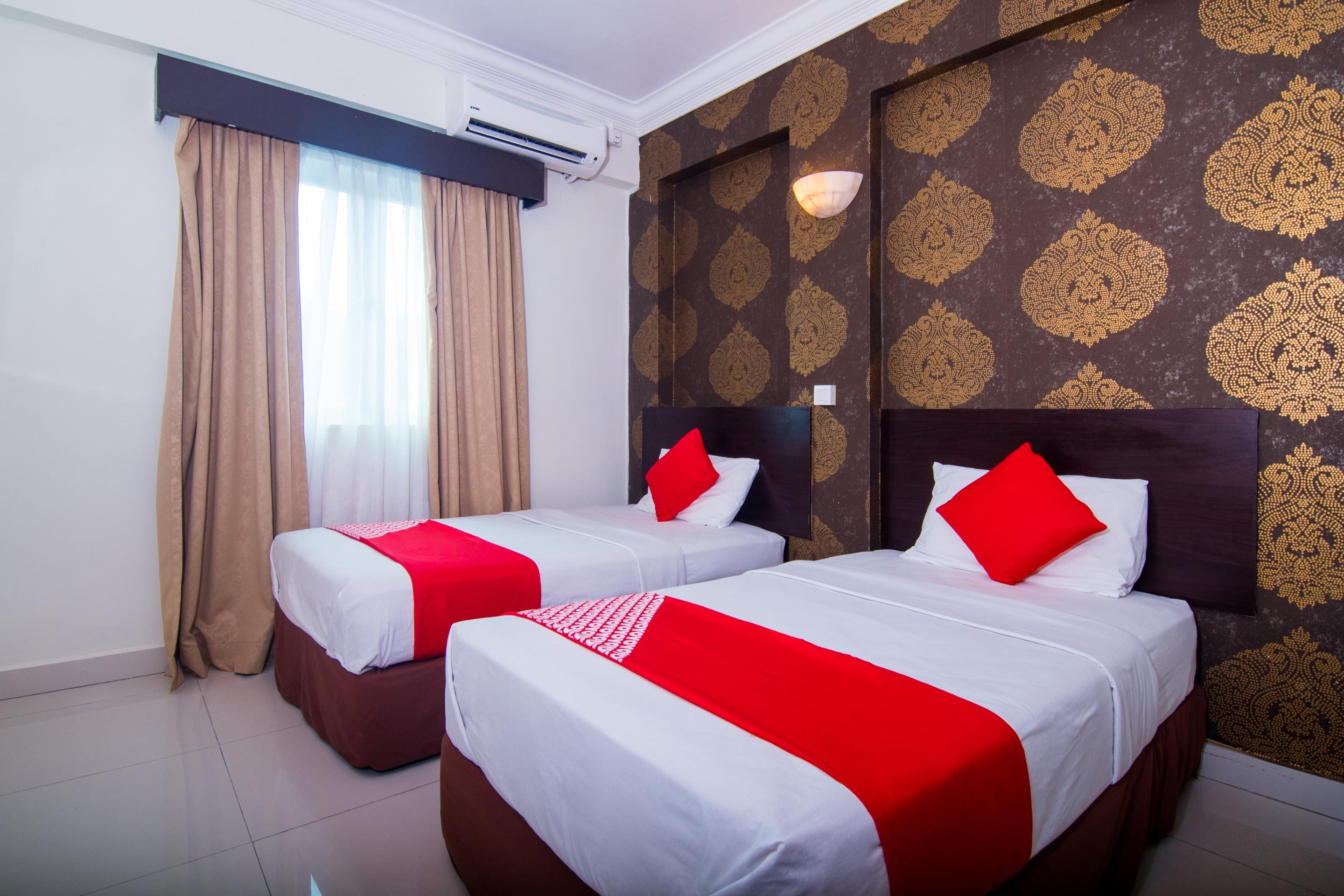 Sea Princess Hotel Teluk Bahang Exteriör bild