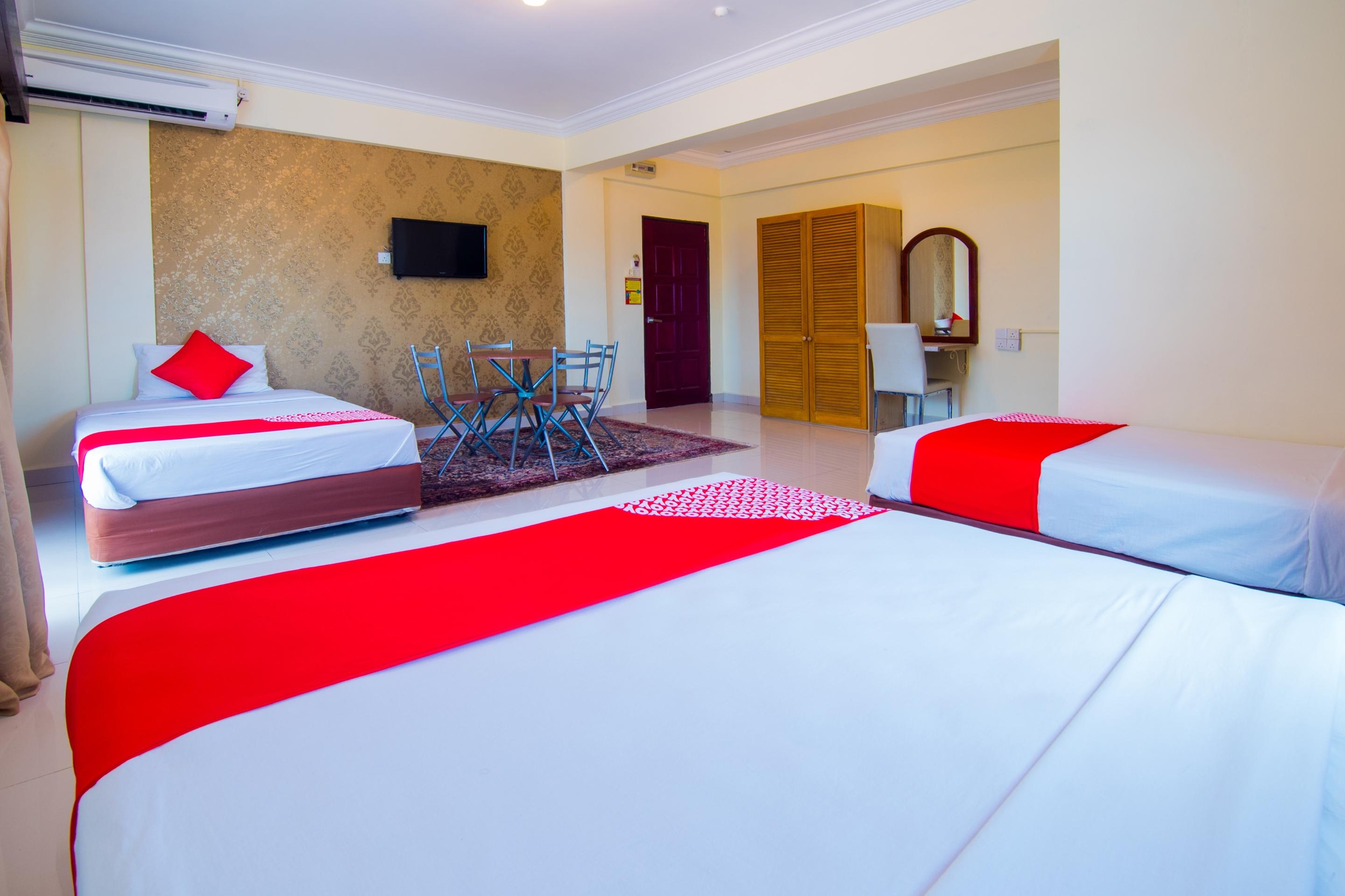 Sea Princess Hotel Teluk Bahang Exteriör bild