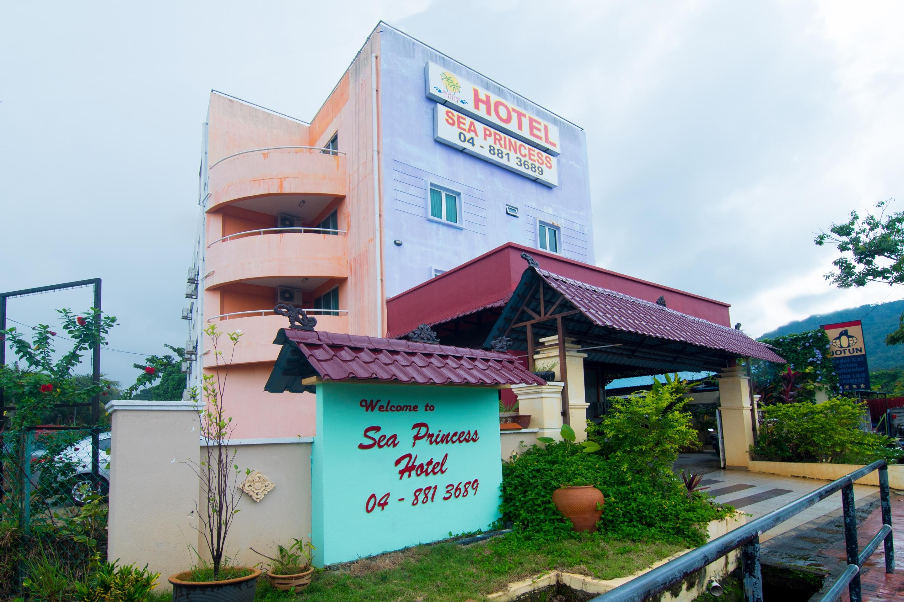 Sea Princess Hotel Teluk Bahang Exteriör bild