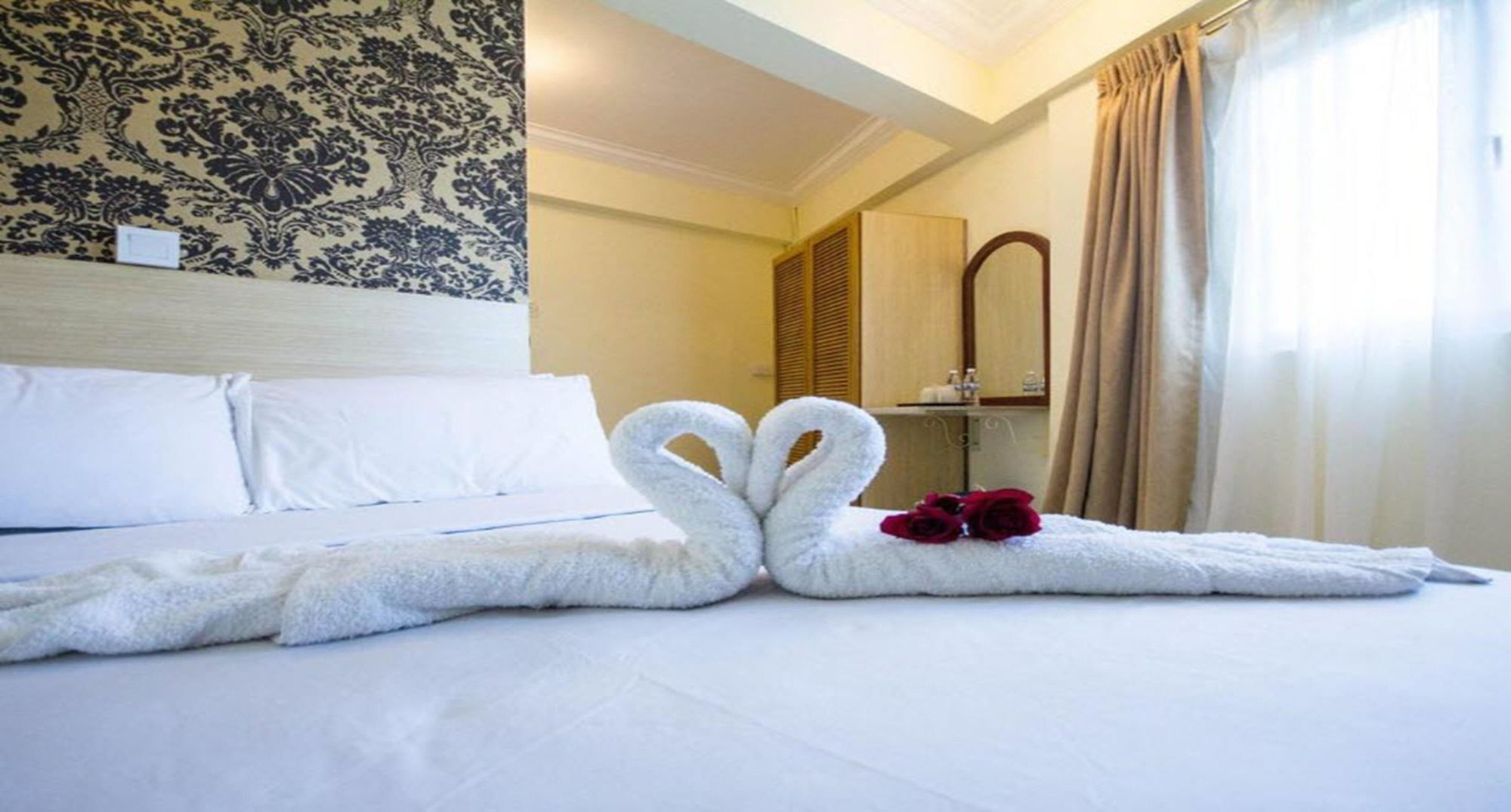 Sea Princess Hotel Teluk Bahang Exteriör bild