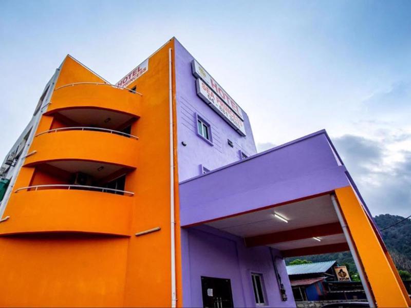 Sea Princess Hotel Teluk Bahang Exteriör bild